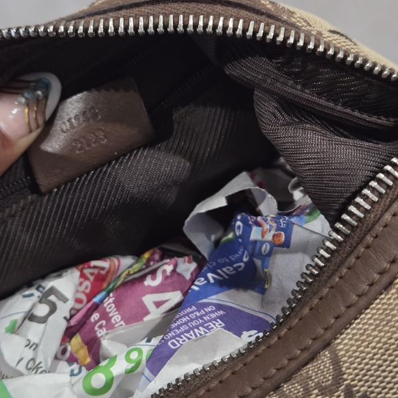 Gucci Brown Monogram Women's Bag - Picture 9 of 12